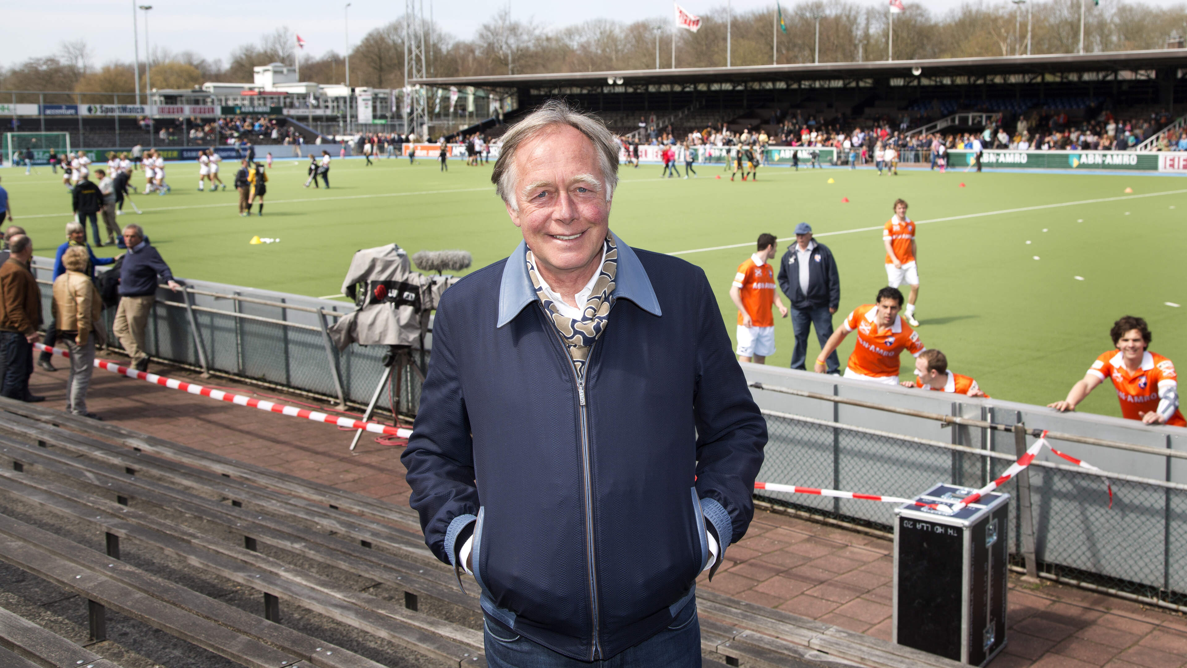Hockeywereld rouwt om vrijdenker Jons Hensel (75): ’Hij was een verbinder, echt een unieke man’